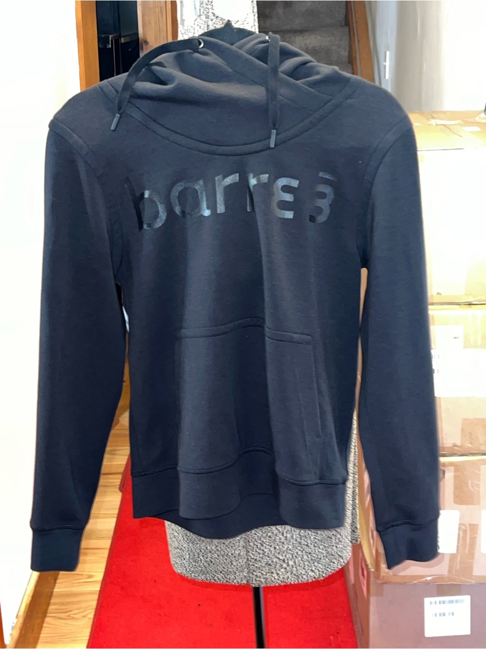 lululemon athletica Barre 3 black hoodie - Picture 4 of 5